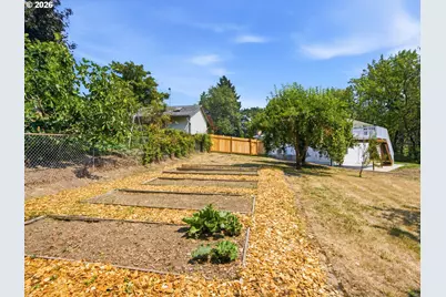 4895 SW 202nd Ave, Beaverton, OR 97078 - Photo 36