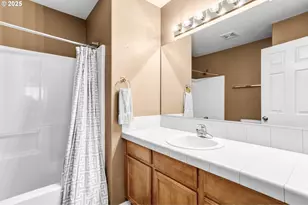 950 SW 17th Way, Troutdale, OR 97060 - Photo 28