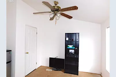 1100 NW Warrenton Dr #359, Warrenton, OR 97146 - Photo 12