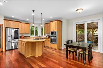 10126 NW Ash Ct, Portland, OR 97231 - Photo 10