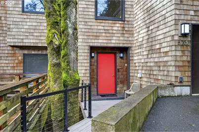 5733 SW Salmon St, Portland, OR 97221 - Photo 2