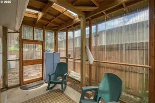 2257 Country Club Terrace, Woodburn, OR 97071 - Photo 14
