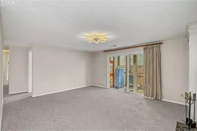 2257 Country Club Ter, Woodburn, OR 97071 - Photo 6