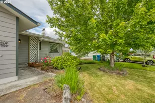 2257 Country Club Terrace, Woodburn, OR 97071 - Photo 20