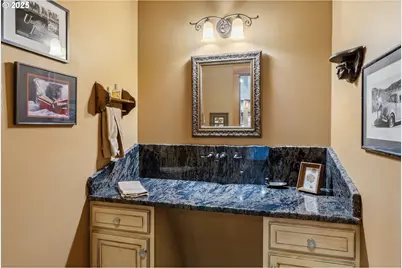 4069 Post Canyon Dr, Hood River, OR 97031 - Photo 32