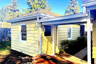 729 NE 117th Ave, Portland, OR 97220 - Photo 24