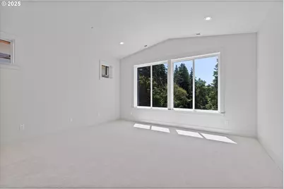 14196 SE Iseli Ln, Clackamas, OR 97015 - Photo 24