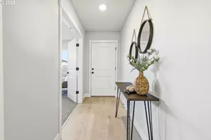 900 NE Laurel Springs Dr, Hermiston, OR 97838 - Photo 4