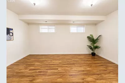 1490 SE 117th Ave, Portland, OR 97216 - Photo 6