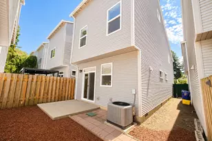 1490 SE 117th Ave, Portland, OR 97216 - Photo 26