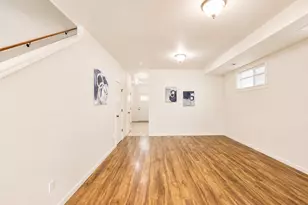 1490 SE 117th Ave, Portland, OR 97216 - Photo 4