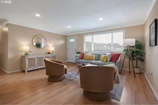 6844 SE 92nd Ave, Portland, OR 97266 - Photo 2