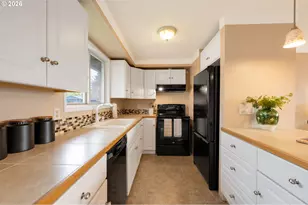 6844 SE 92nd Ave, Portland, OR 97266 - Photo 10