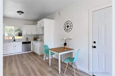 13625 SE Bush St, Portland, OR 97236 - Photo 6