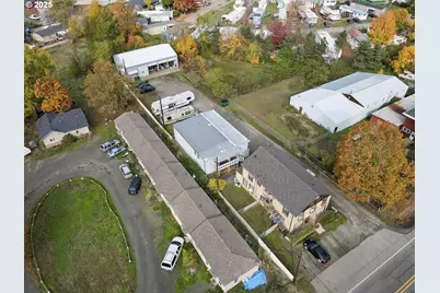 333 S Old Pacific Hwy, Myrtle Creek, OR 97457 - Photo 44