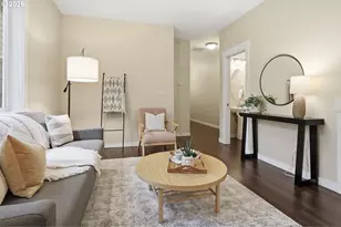 8010 SE Tolman St, Portland, OR 97206 - Photo 6