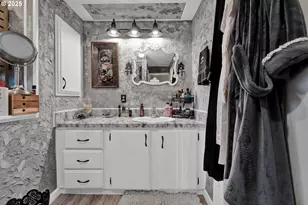 433 Myeena Loop, Florence, OR 97439 - Photo 18