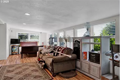 433 Myeena Loop, Florence, OR 97439 - Photo 20