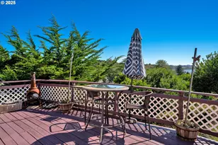 433 Myeena Loop, Florence, OR 97439 - Photo 40