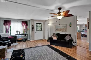 433 Myeena Loop, Florence, OR 97439 - Photo 6