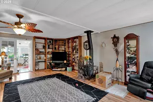 433 Myeena Loop, Florence, OR 97439 - Photo 4