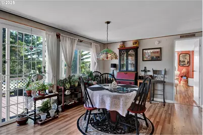 433 Myeena Loop, Florence, OR 97439 - Photo 12