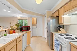 15510 NE Knott St, Portland, OR 97230 - Photo 8