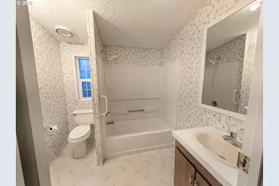 580 Shorepines Pl, Coos Bay, OR 97420 - Photo 14