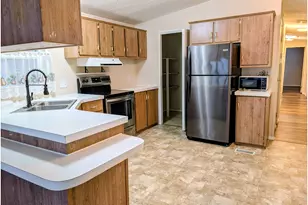 580 Shorepines Pl, Coos Bay, OR 97420 - Photo 8