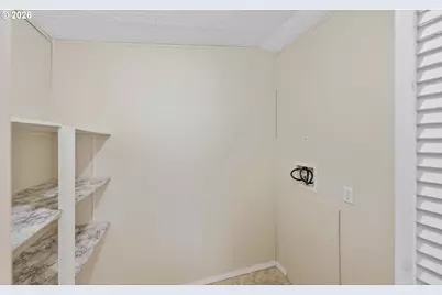 580 Shorepines Pl, Coos Bay, OR 97420 - Photo 18