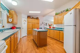 900 NE Francis Ave, Gresham, OR 97030 - Photo 16