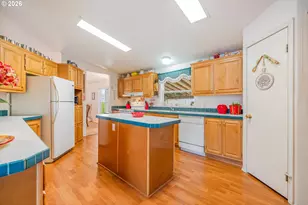 900 NE Francis Ave, Gresham, OR 97030 - Photo 4