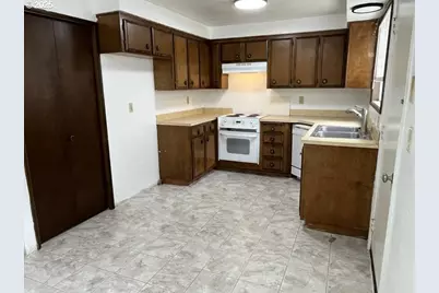 2801 Raleigh Ct SE, Albany, OR 97322 - Photo 18