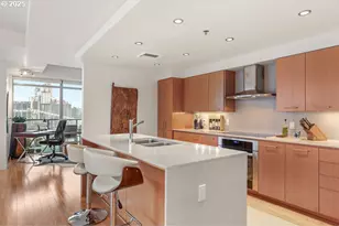 1260 NW Naito Pkwy, Portland, OR 97209 - Photo 26