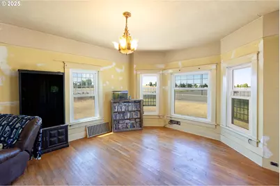 1102 S Roosevelt St, Goldendale, WA 98620 - Photo 4