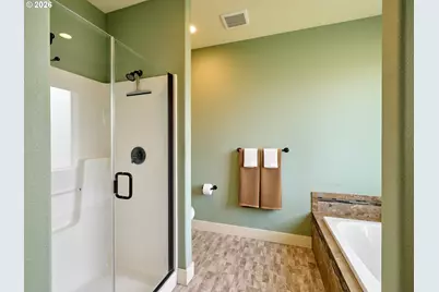 1508 Crestview Dr, Silverton, OR 97381 - Photo 16