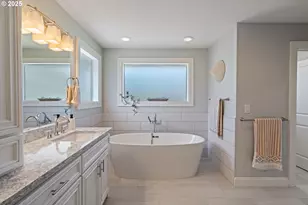 5328 Lower Dr, Lake Oswego, OR 97035 - Photo 22