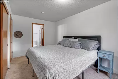 15946 NE Fremont St, Portland, OR 97230 - Photo 24