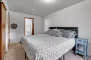 15946 NE Fremont St, Portland, OR 97230 - Photo 24