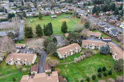 15946 NE Fremont St, Portland, OR 97230 - Photo 36