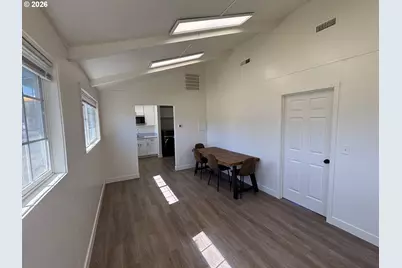 5625 SE 83rd Ave, Portland, OR 97266 - Photo 6