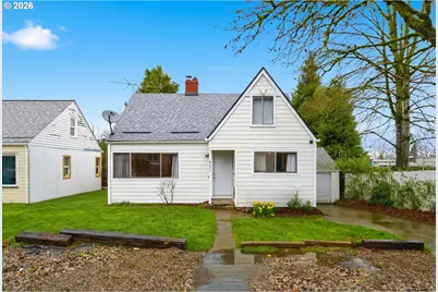 6321 NE Simpson St, Portland, OR 97218 - Photo 1