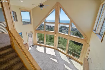 367 Longview Loop, Rockaway Beach, OR 97136 - Photo 20
