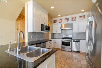 367 Longview Loop, Rockaway Beach, OR 97136 - Photo 10