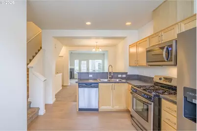 605 NW 118th Ave #102, Portland, OR 97229 - Photo 10