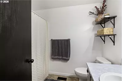 1891 Clark Ave, Cottage Grove, OR 97424 - Photo 16
