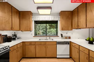 1730 Arch Ln, Brookings, OR 97415 - Photo 8