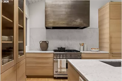 2765 SW Vista Dr, Portland, OR 97225 - Photo 20