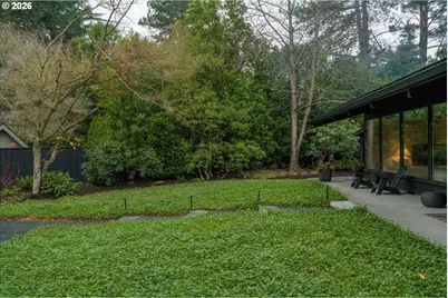 2765 SW Vista Dr, Portland, OR 97225 - Photo 38