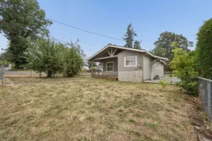 14221 SE Woodland Way, Milwaukie, OR 97267 - Photo 16